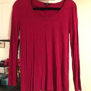 long sleeve GAP tee